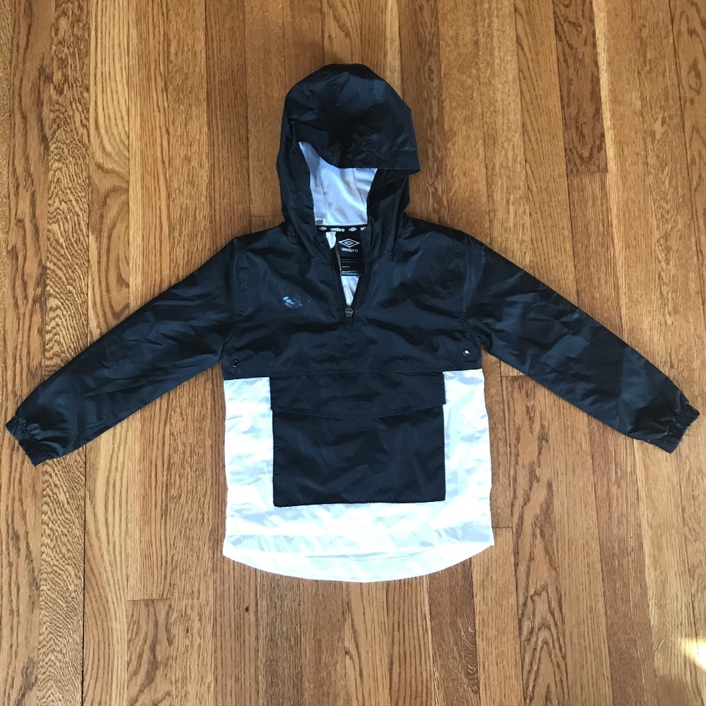 Umbro boys windbreaker jacket, size XS (4-5)